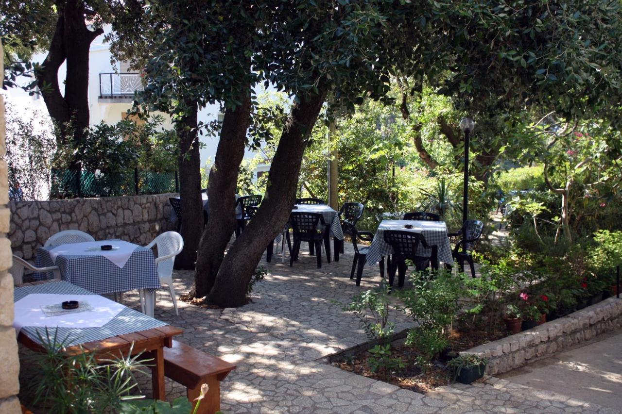 Apartments By The Sea Suha Punta, Rab - 5050 Kampor Exterior photo