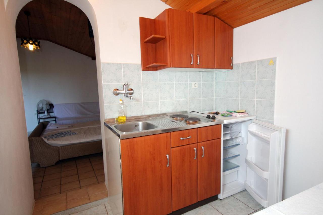 Apartments By The Sea Suha Punta, Rab - 5050 Kampor Exterior photo