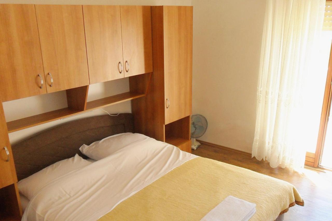 Apartments By The Sea Suha Punta, Rab - 5050 Kampor Exterior photo