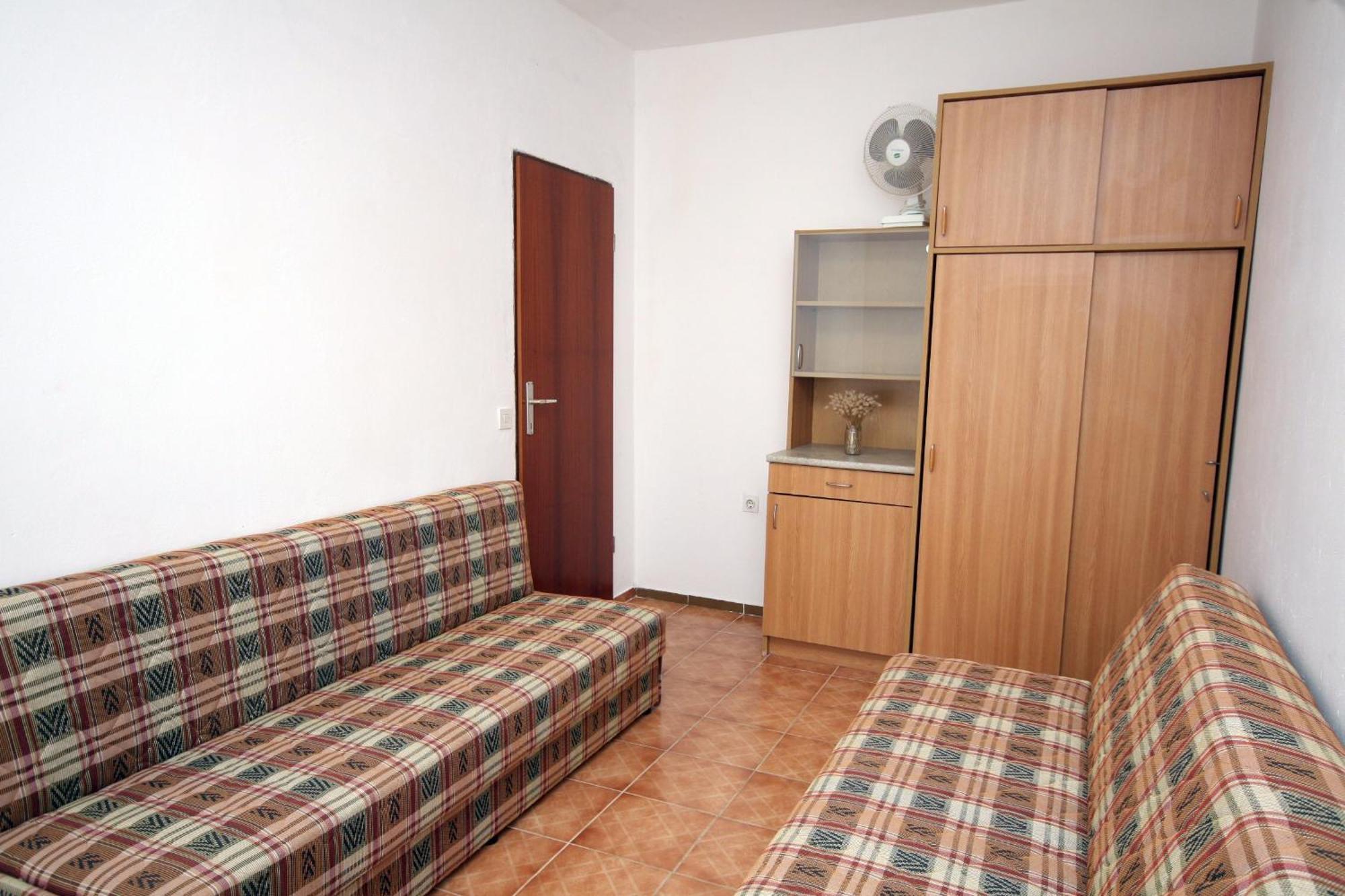 Apartments By The Sea Suha Punta, Rab - 5050 Kampor Room photo